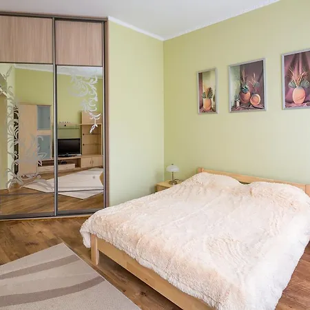 Apartment Rynok Square 5 зі світлом! Lviv